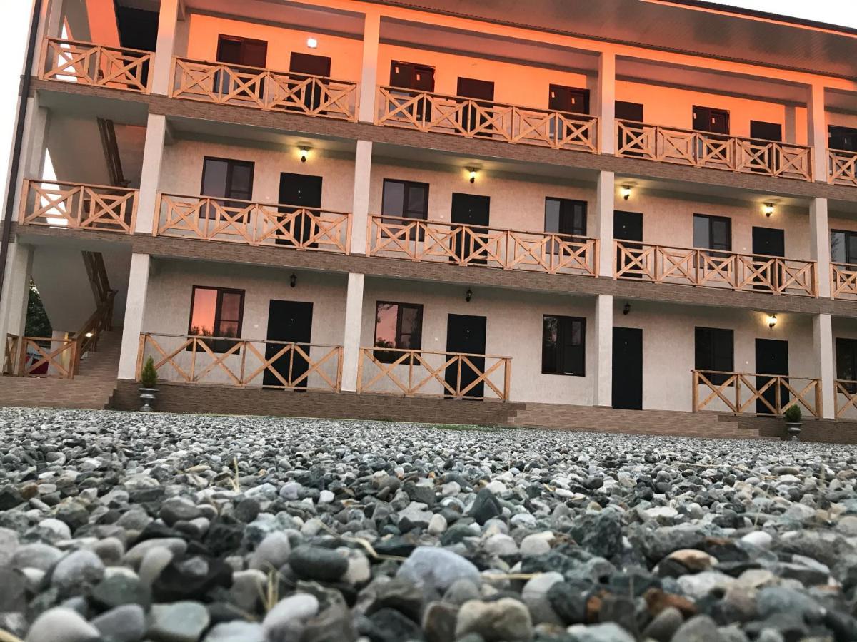 Guest House Dana Πιτσούντα Εξωτερικό φωτογραφία